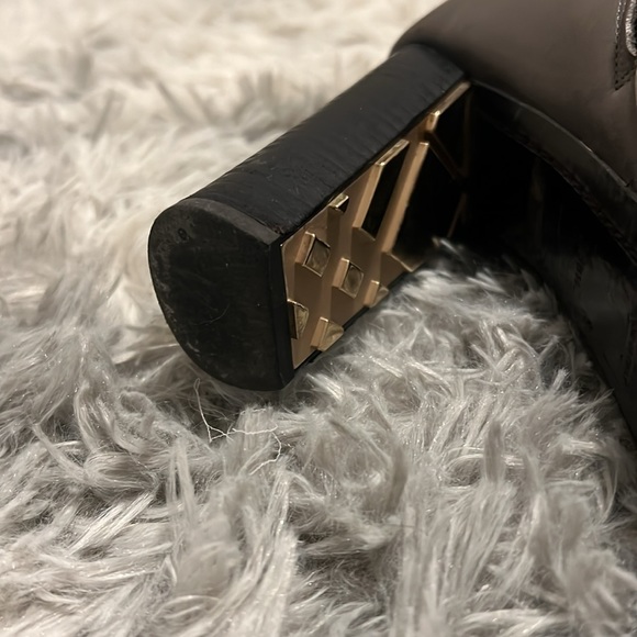 COPY - Gorgeous authentic “Storm Grey” Knee High Burberry Boots - Picture 3 of 5